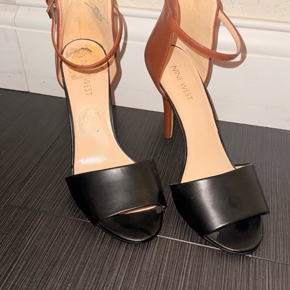 Nine West Black and Tan Heels size 7.5